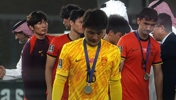 领奖时刻：李昊低头无奈，李镇全&鲍盛鑫摘下奖牌